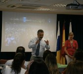 El gerente de Líneas Afortunadas Air, la nueva compañía aérea de Canarias, durante su intervención. 